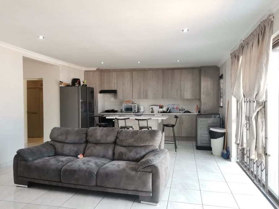 3 Bedroom Property for Sale in Rosettenville Gauteng