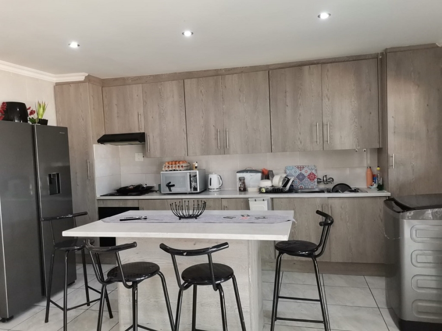 3 Bedroom Property for Sale in Rosettenville Gauteng