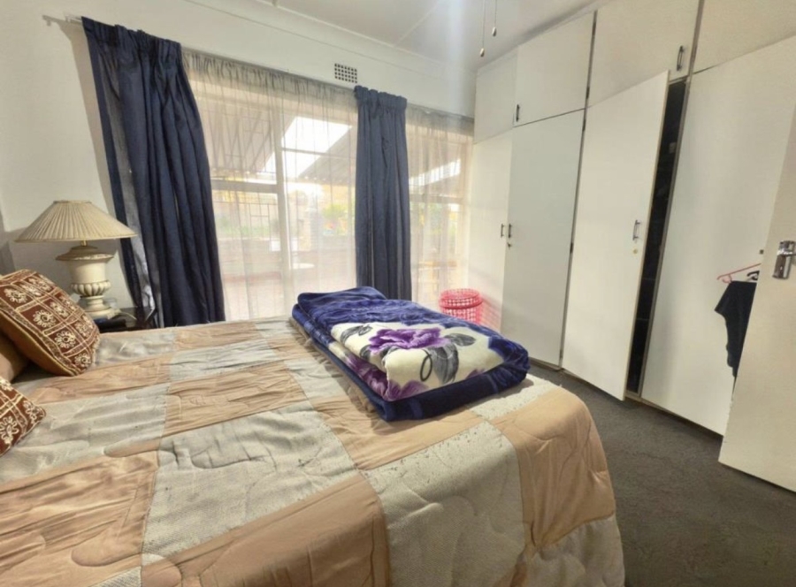 To Let 4 Bedroom Property for Rent in Dalpark Proper Gauteng