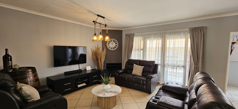 2 Bedroom Property for Sale in Meyersdal Gauteng
