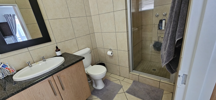 2 Bedroom Property for Sale in Meyersdal Gauteng