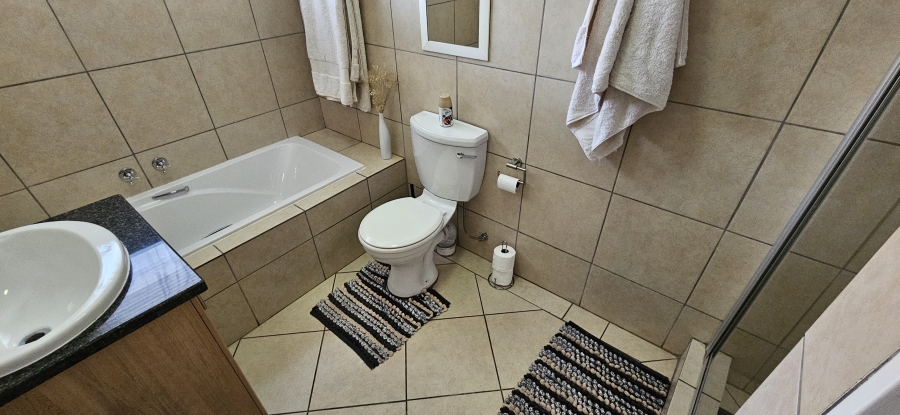 2 Bedroom Property for Sale in Meyersdal Gauteng