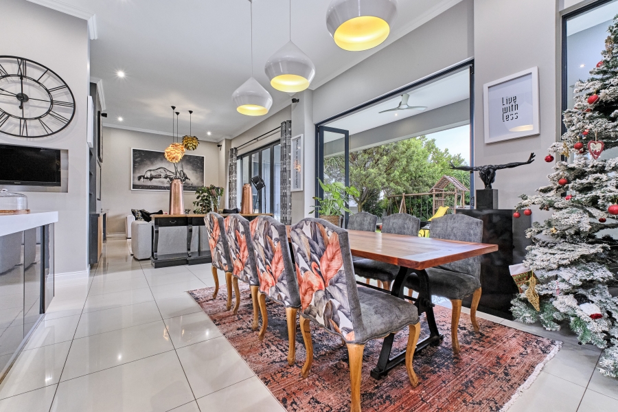 To Let 5 Bedroom Property for Rent in Waterfall Country Village Gauteng