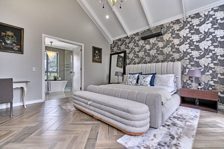 To Let 5 Bedroom Property for Rent in Waterfall Country Village Gauteng