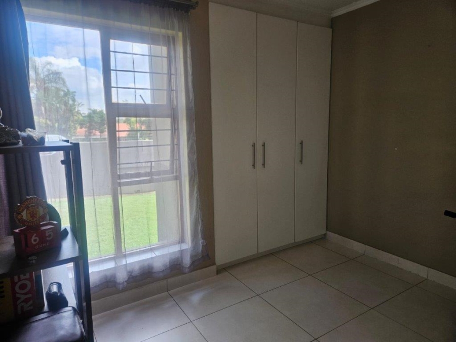 2 Bedroom Property for Sale in Dowerglen Ext 4 Gauteng
