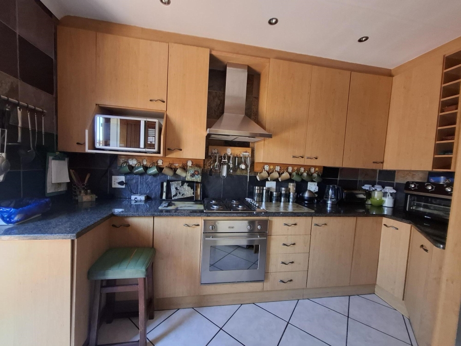 3 Bedroom Property for Sale in Dal Fouche Gauteng