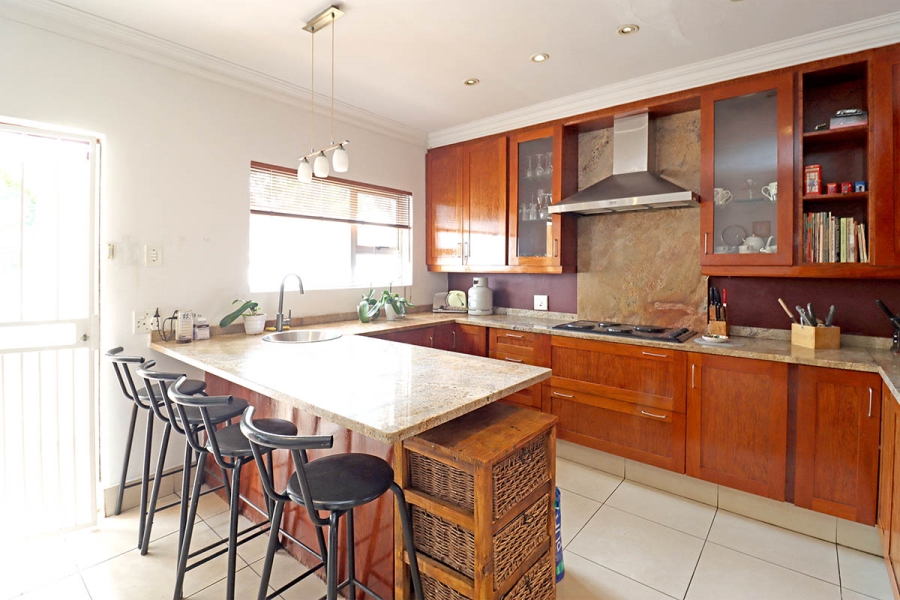 3 Bedroom Property for Sale in Highlands North Gauteng