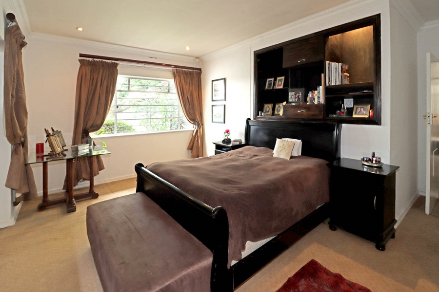 3 Bedroom Property for Sale in Highlands North Gauteng