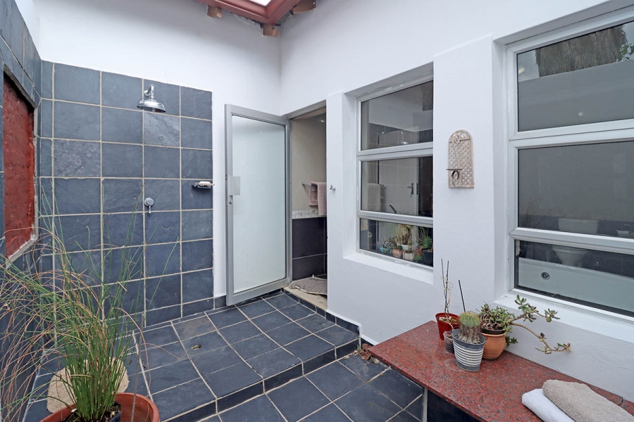 3 Bedroom Property for Sale in Highlands North Gauteng