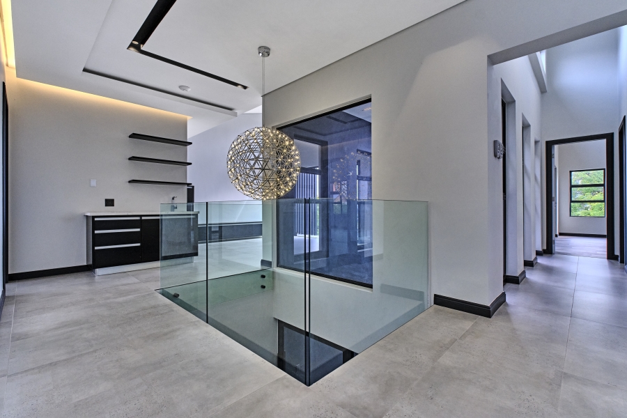 To Let 5 Bedroom Property for Rent in Waterfall Country Estate Gauteng