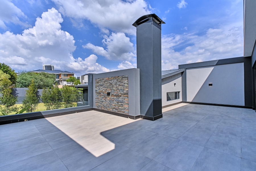 To Let 5 Bedroom Property for Rent in Waterfall Country Estate Gauteng