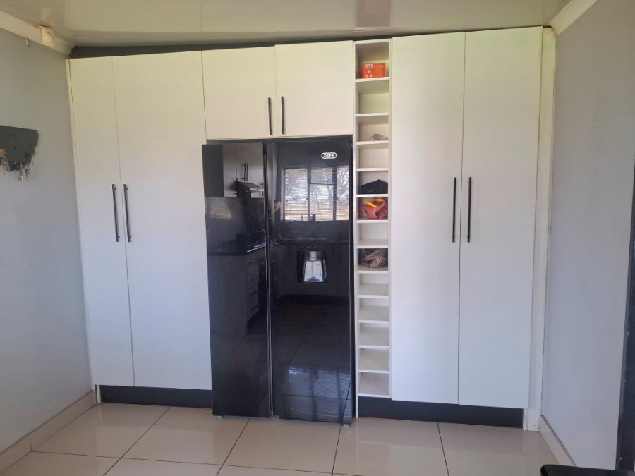 3 Bedroom Property for Sale in Vleikop A H Gauteng