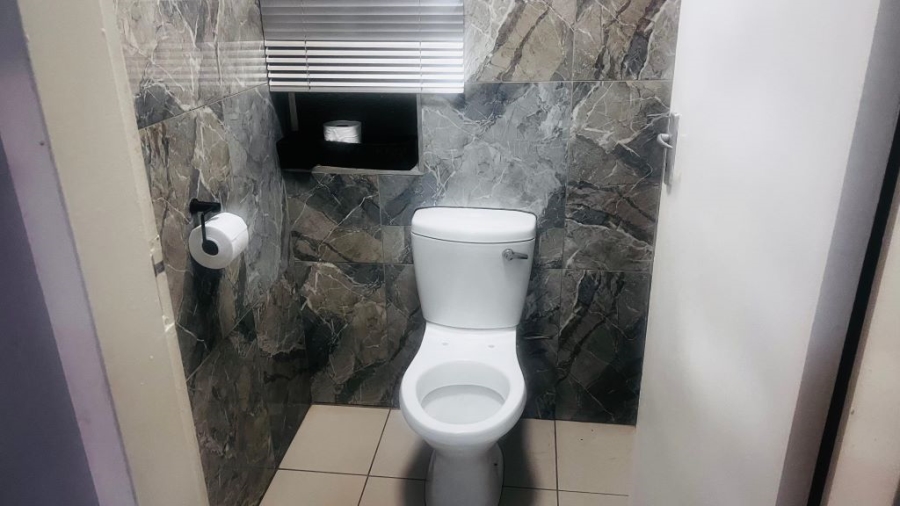 3 Bedroom Property for Sale in Vleikop A H Gauteng