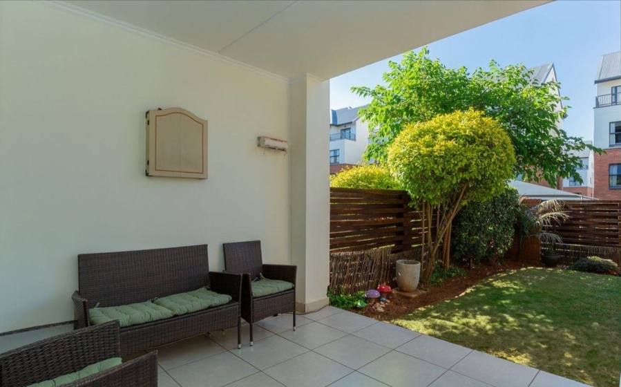 3 Bedroom Property for Sale in Greenstone Crest Gauteng
