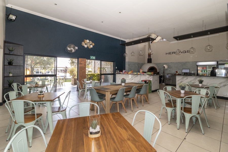 3 Bedroom Property for Sale in Greenstone Crest Gauteng