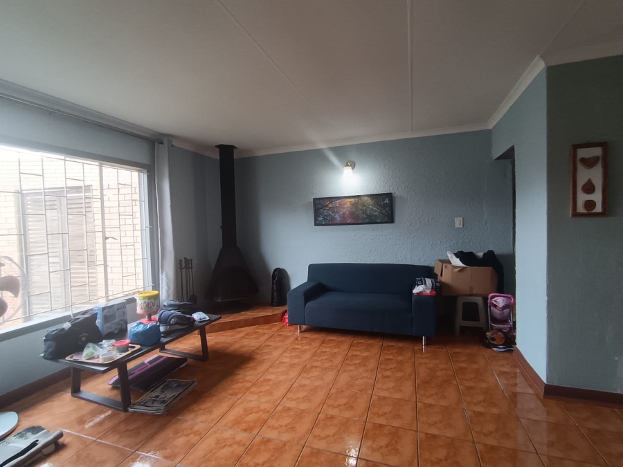 3 Bedroom Property for Sale in Roshnee Gauteng