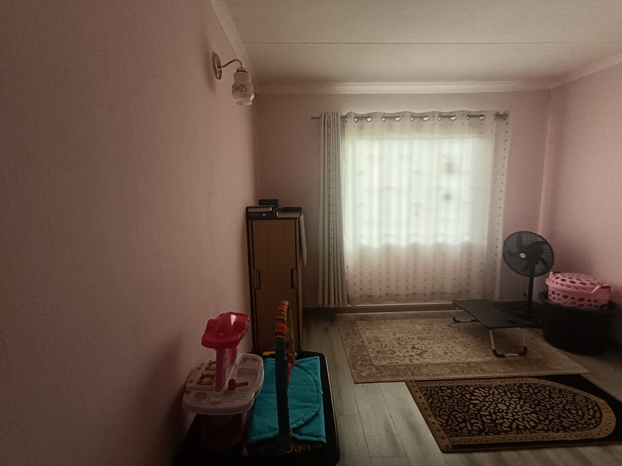 3 Bedroom Property for Sale in Roshnee Gauteng