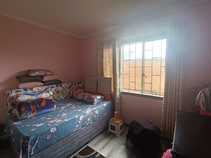 3 Bedroom Property for Sale in Roshnee Gauteng