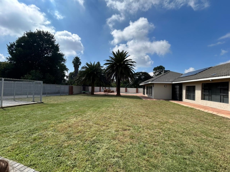 4 Bedroom Property for Sale in Vanderbijlpark SW 5 Gauteng