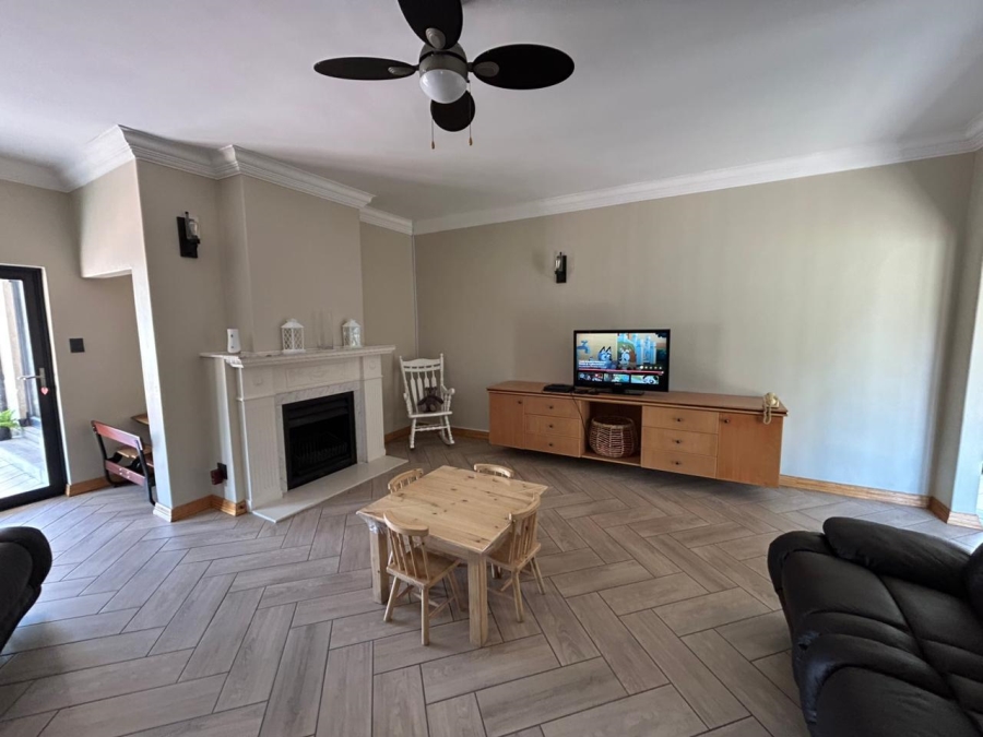 4 Bedroom Property for Sale in Vanderbijlpark SW 5 Gauteng