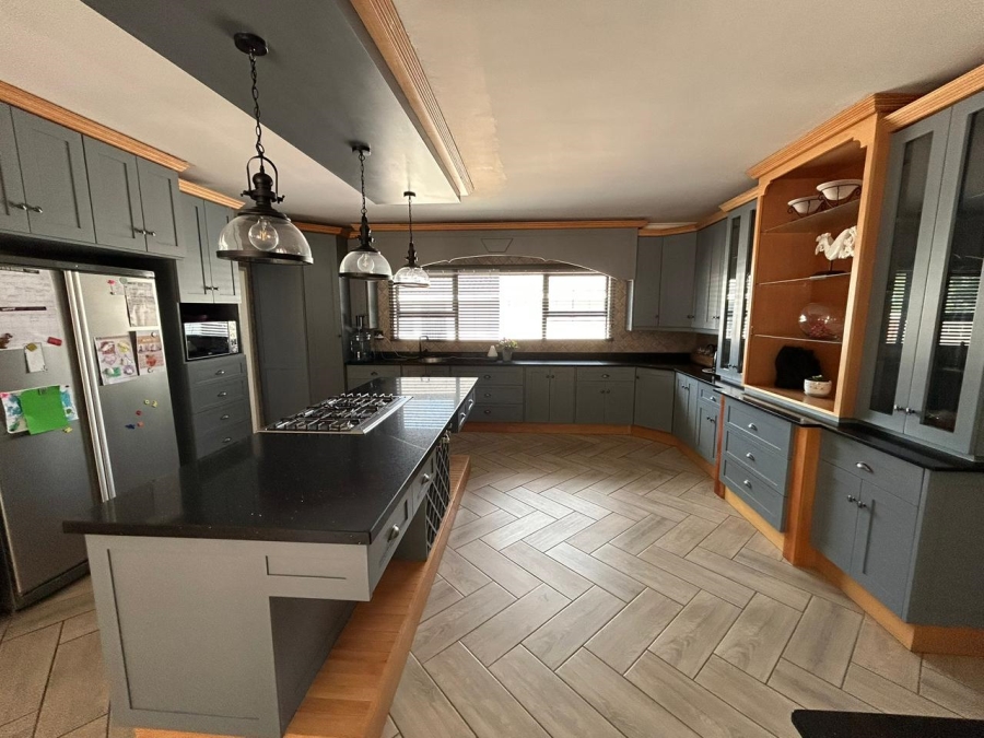 4 Bedroom Property for Sale in Vanderbijlpark SW 5 Gauteng