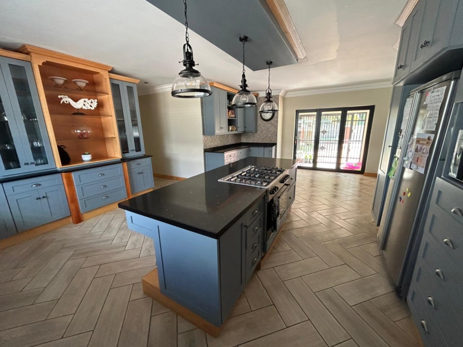 4 Bedroom Property for Sale in Vanderbijlpark SW 5 Gauteng