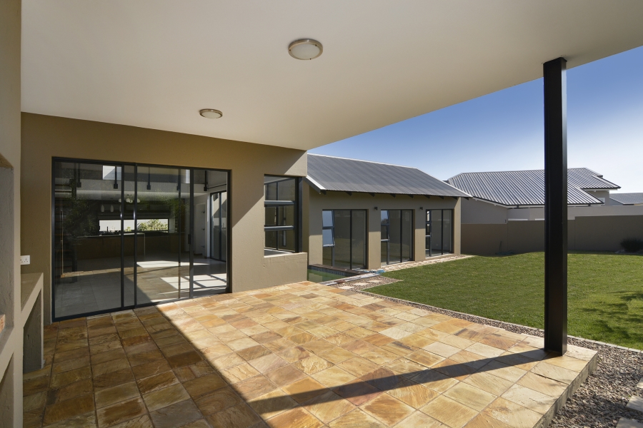 To Let 3 Bedroom Property for Rent in Waterfall Country Village Gauteng