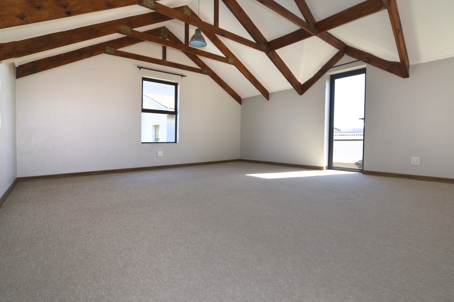 To Let 3 Bedroom Property for Rent in Waterfall Country Village Gauteng