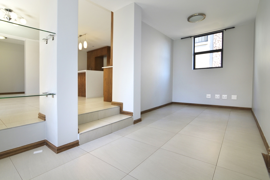 To Let 3 Bedroom Property for Rent in Waterfall Country Village Gauteng