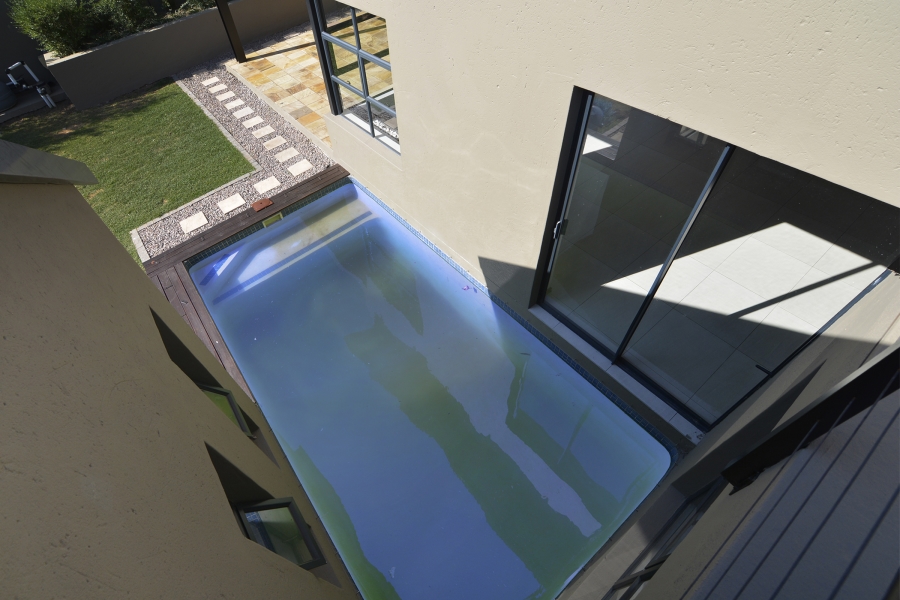 To Let 3 Bedroom Property for Rent in Waterfall Country Village Gauteng