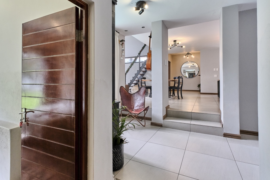 To Let 3 Bedroom Property for Rent in Waterfall Country Village Gauteng