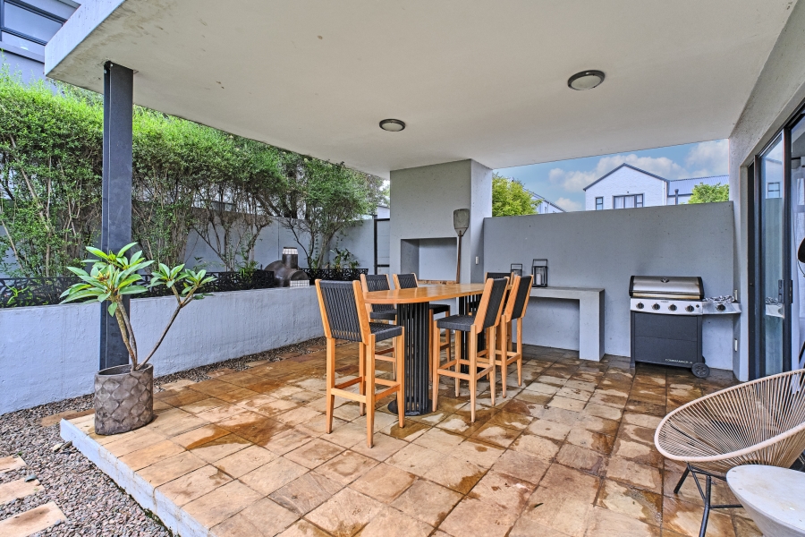 To Let 3 Bedroom Property for Rent in Waterfall Country Village Gauteng