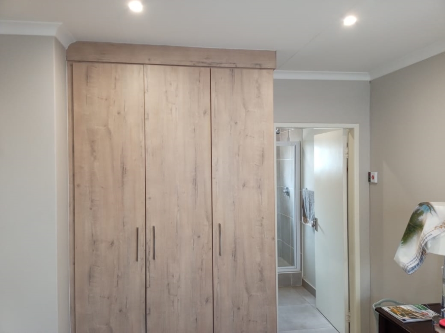 3 Bedroom Property for Sale in Albertsdal Gauteng