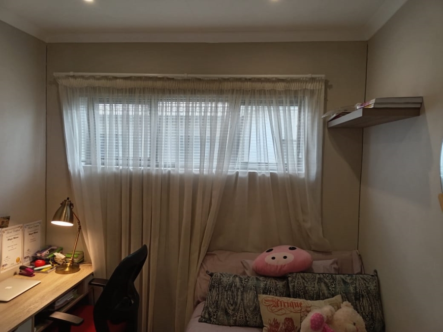 3 Bedroom Property for Sale in Albertsdal Gauteng