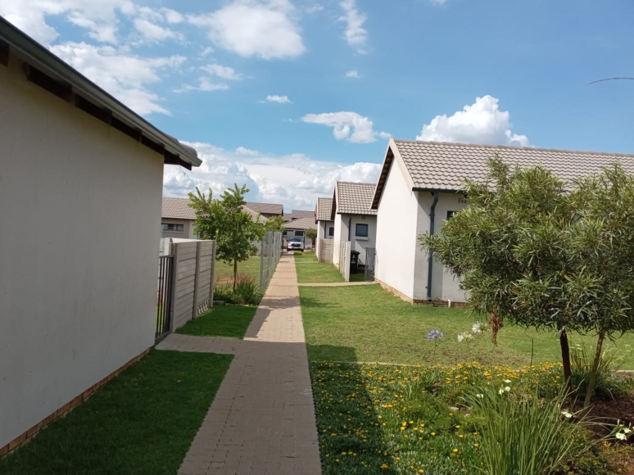 3 Bedroom Property for Sale in Albertsdal Gauteng