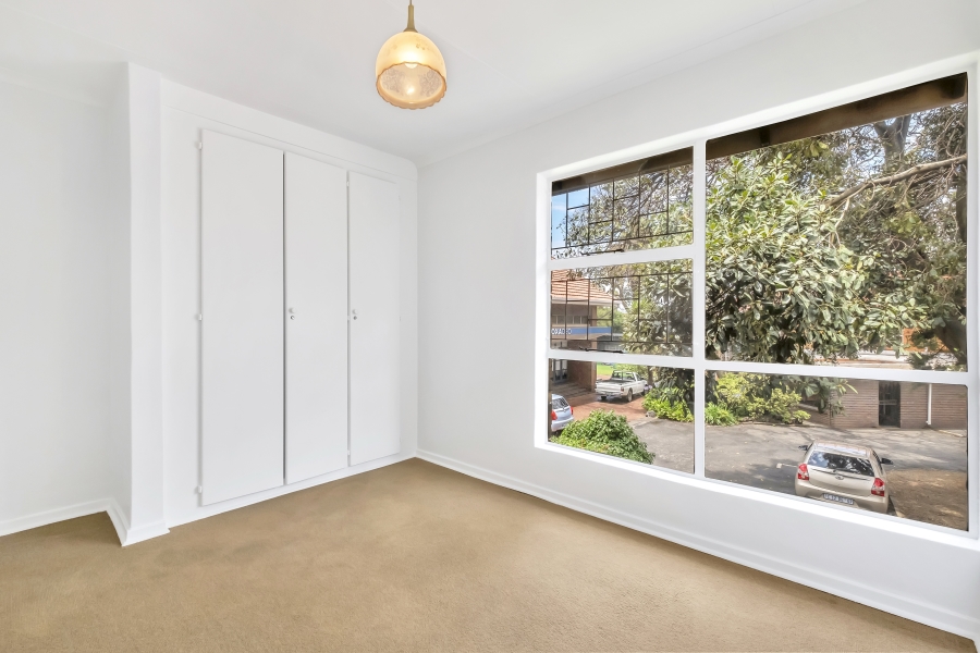 2 Bedroom Property for Sale in Linden Gauteng