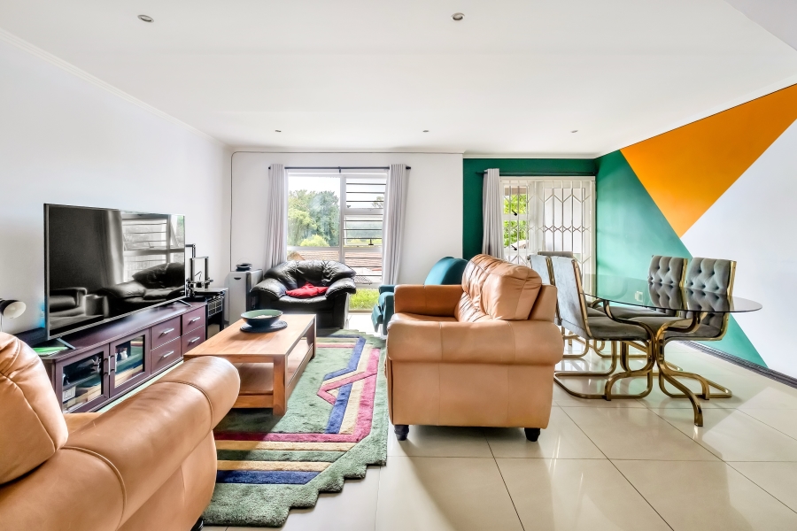 2 Bedroom Property for Sale in Strathavon Gauteng