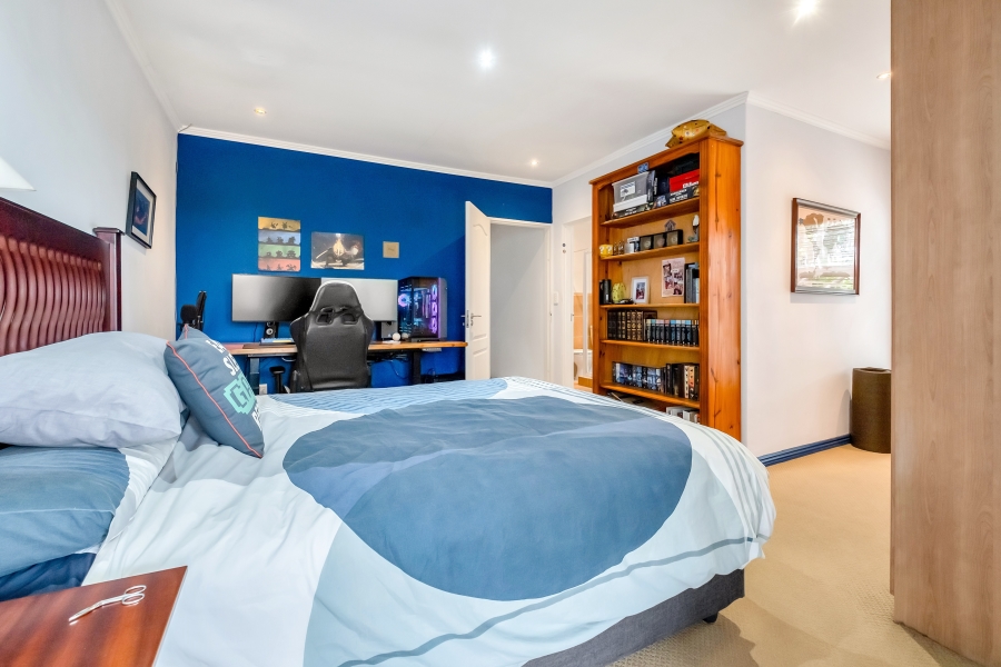 2 Bedroom Property for Sale in Strathavon Gauteng