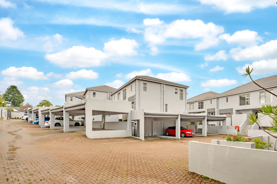 2 Bedroom Property for Sale in Strathavon Gauteng