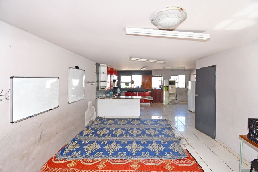 9 Bedroom Property for Sale in Mayfair Gauteng