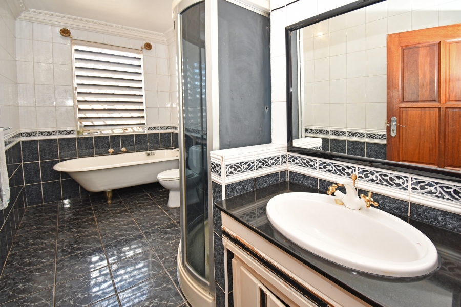 4 Bedroom Property for Sale in Mayfair West Gauteng