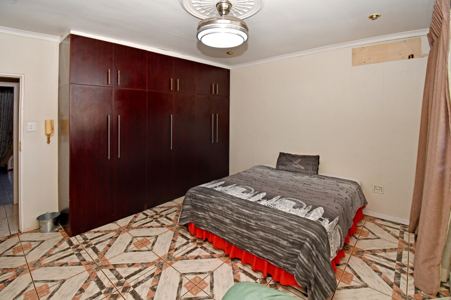 4 Bedroom Property for Sale in Mayfair West Gauteng