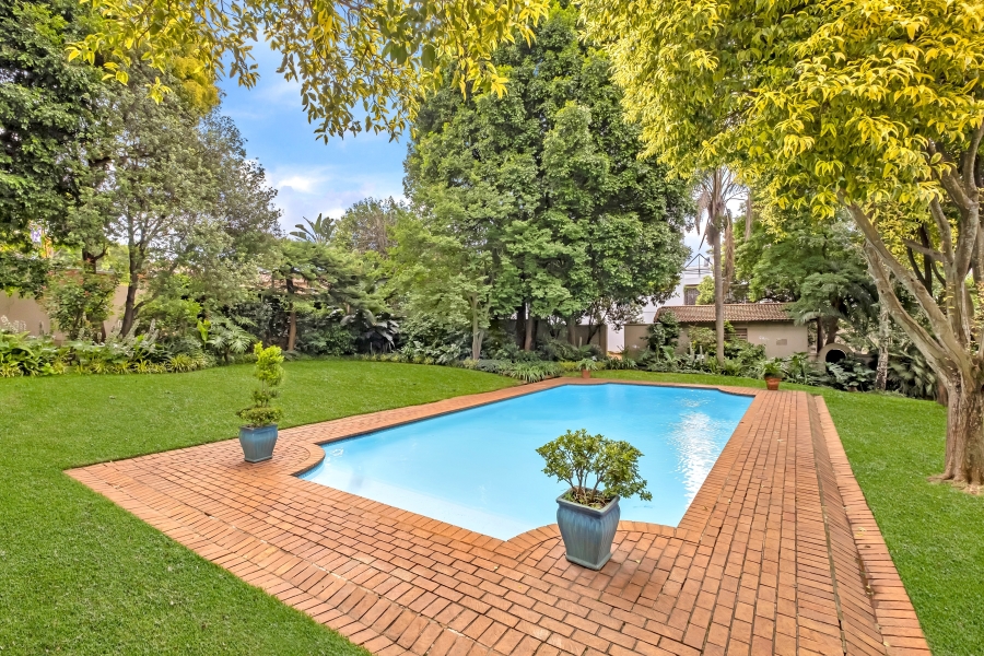 4 Bedroom Property for Sale in Illovo Gauteng