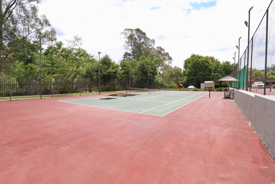 2 Bedroom Property for Sale in Jukskei Park Gauteng