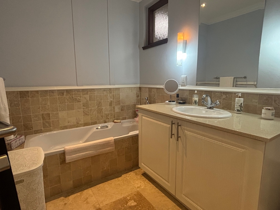 2 Bedroom Property for Sale in Waterfall Hills Mature Lifestyle Estate Gauteng