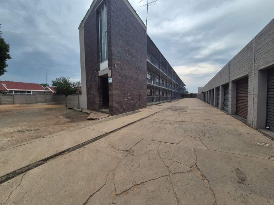 2 Bedroom Property for Sale in Three Rivers Gauteng