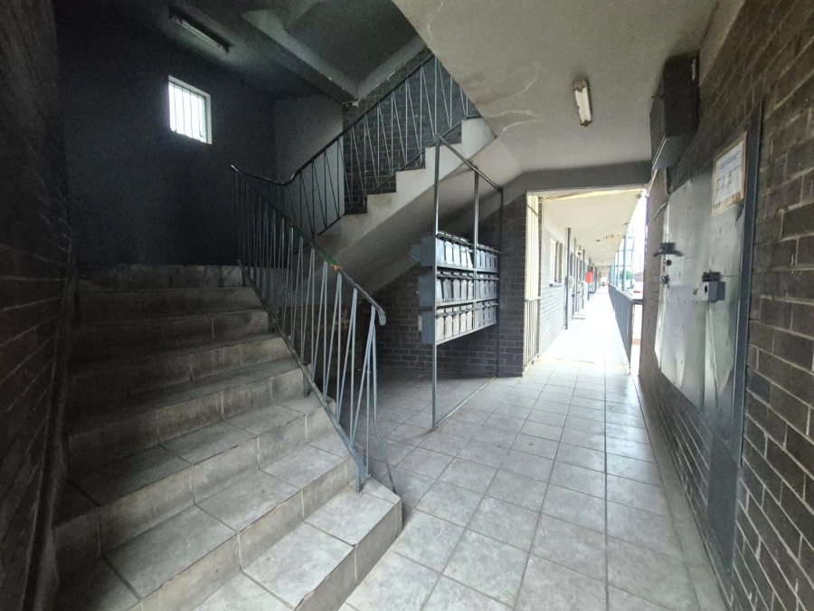 2 Bedroom Property for Sale in Three Rivers Gauteng