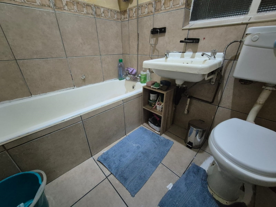 2 Bedroom Property for Sale in Three Rivers Gauteng