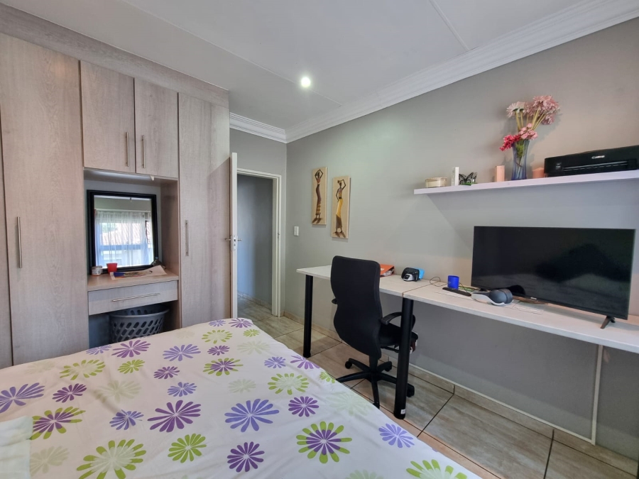 3 Bedroom Property for Sale in Three Rivers Proper Gauteng