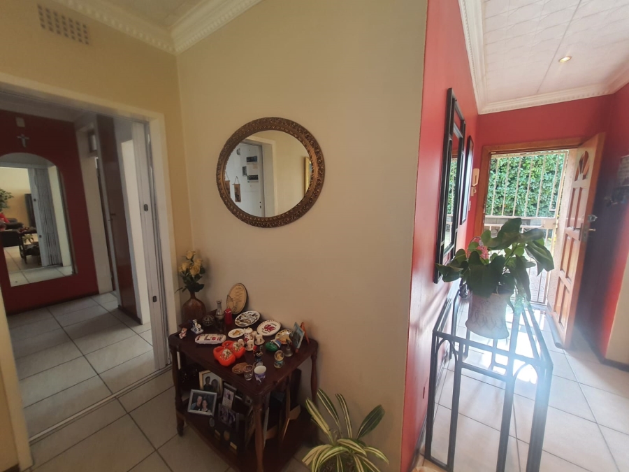 3 Bedroom Property for Sale in Vanderbijlpark SE 6 Gauteng